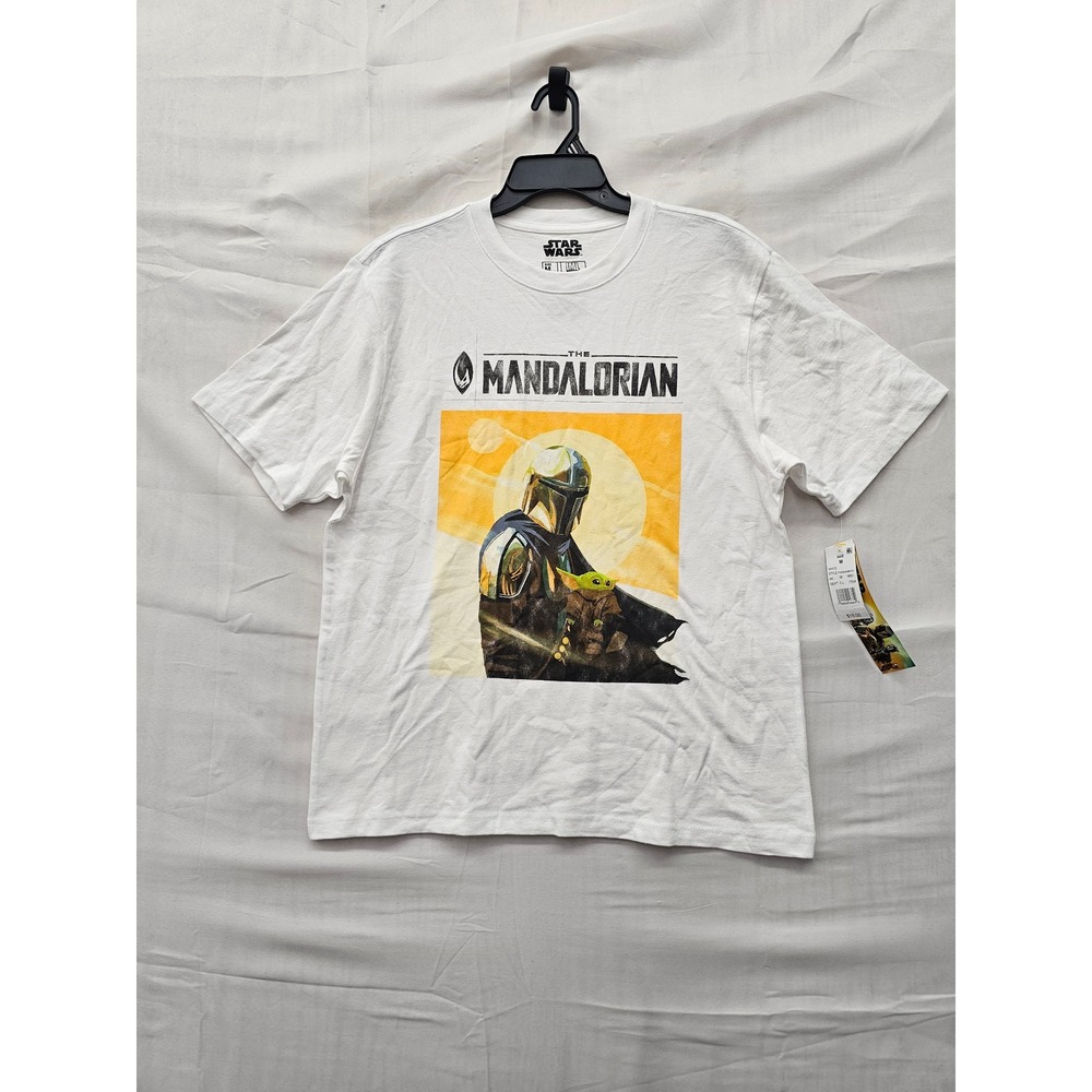 Star Wars Mens The Mandalorian T-Shirt White Cotton Casual Size Medium